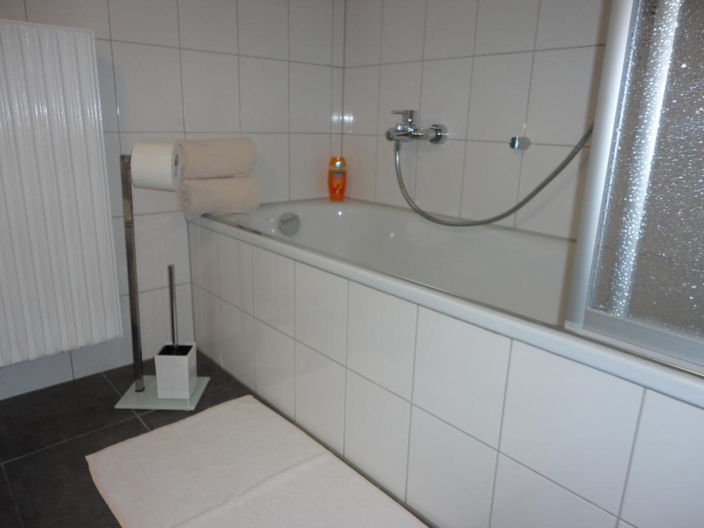 Ferienwohnung Antel Andernach Buitenkant foto
